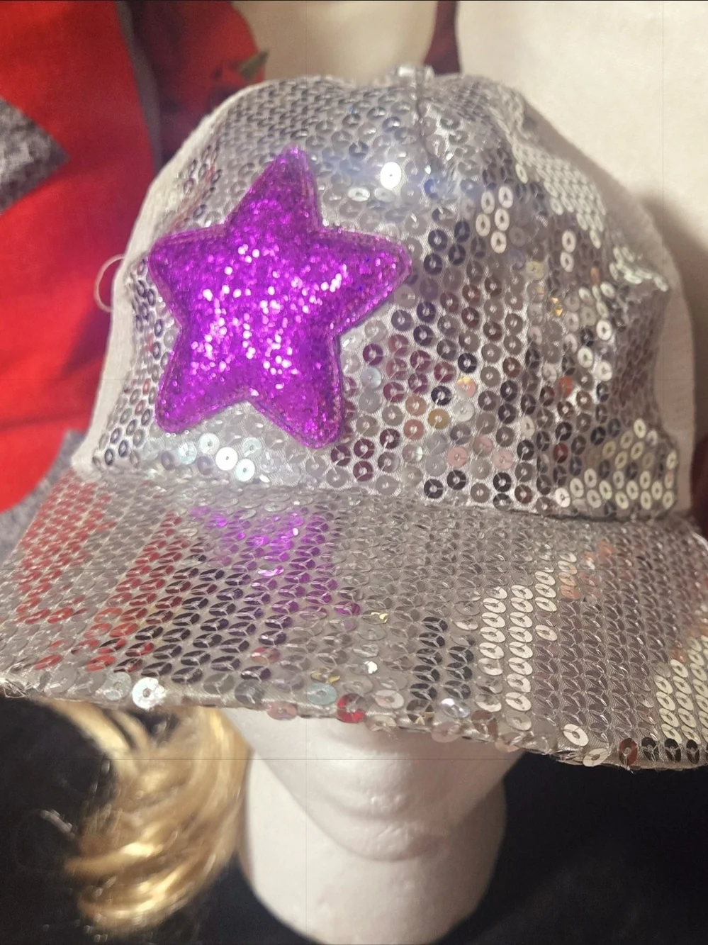 HANNAH MONTANA WHITE HAT WITH HAIR FOR GIRL (DISNEY)
